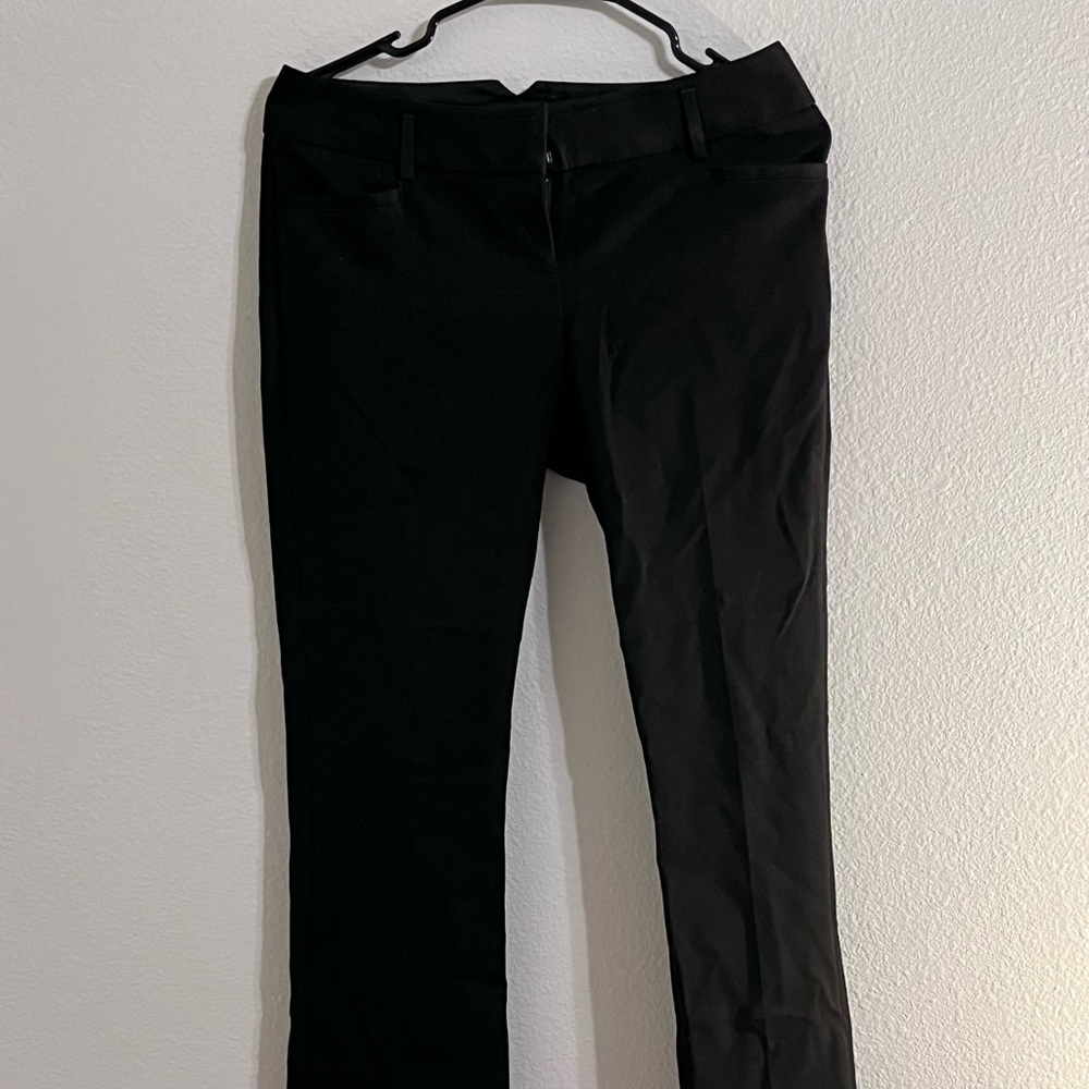 Black pants (women’s size 25)